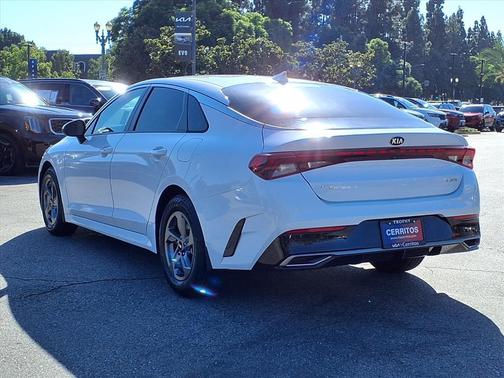 2021 Kia K5 LXS