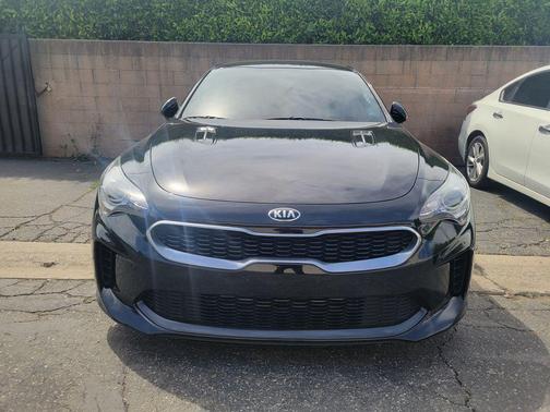 2019 Kia Stinger Base