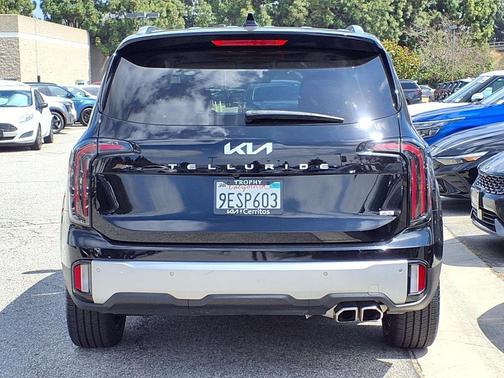 Ebony Black 2023 Kia Telluride EX
