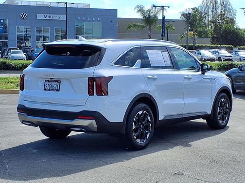 2025 Kia Sorento S