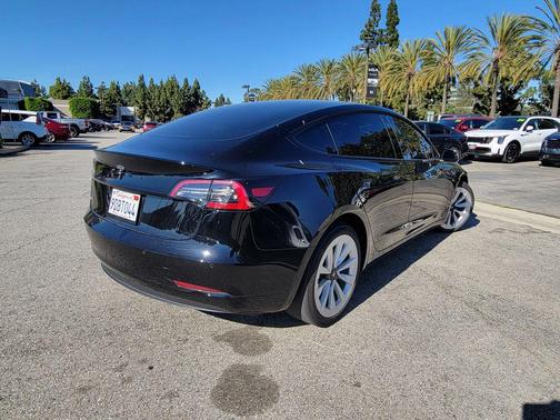 2022 Tesla Model 3 Standard Range