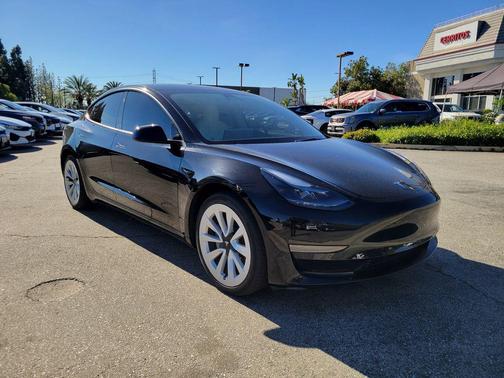 2022 Tesla Model 3 Standard Range