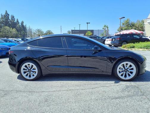 2022 Tesla Model 3 Standard Range