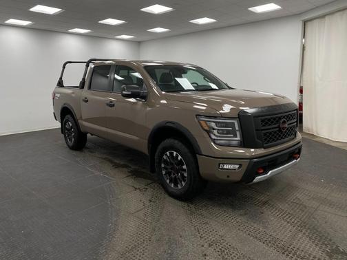 2024 Nissan Titan PRO-4X