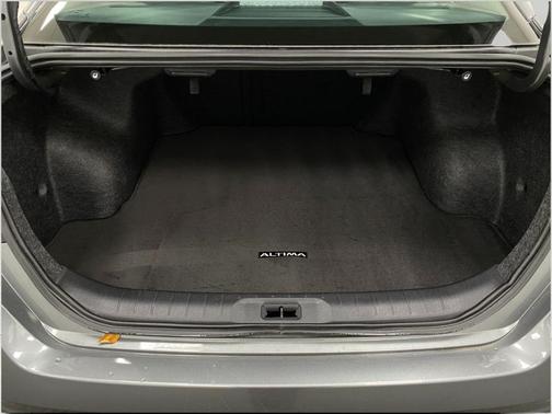 2025 Nissan Altima S FWD