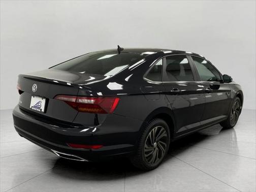 2019 Volkswagen Jetta 1.4T SEL Premium