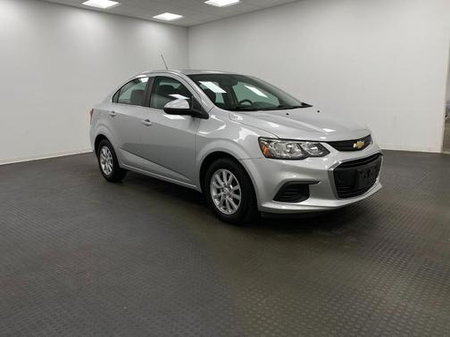 2017 Chevrolet Sonic LT