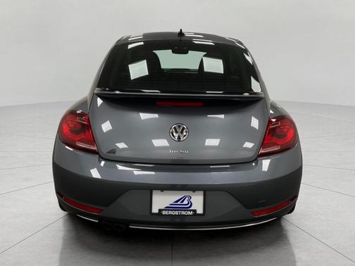 2017 Volkswagen Beetle 1.8T SE