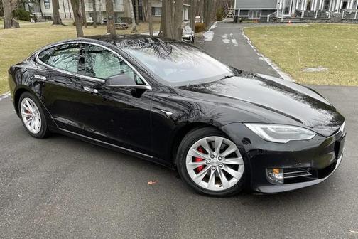 Obsidian Black Metallic 2016 Tesla Model S