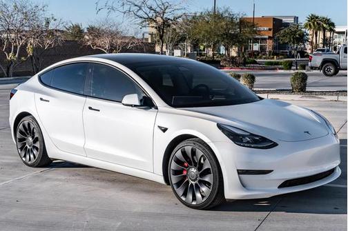 Pearl White 2021 Tesla Model 3 Performance