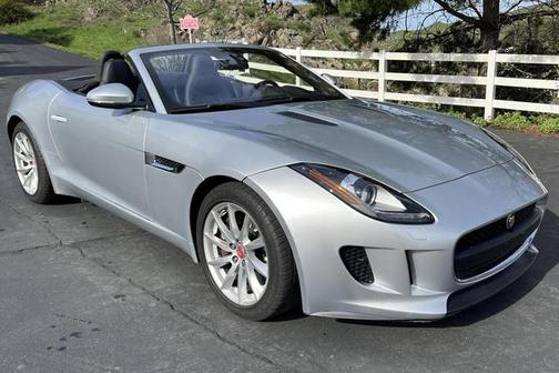 Indus Silver Metallic 2017 Jaguar F-TYPE