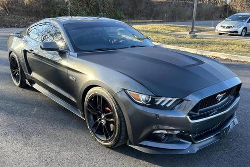 Magnetic Metallic 2016 Ford Mustang