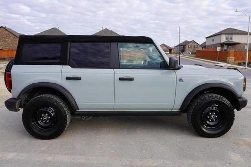 Cactus Gray 2022 Ford Bronco Black Diamond