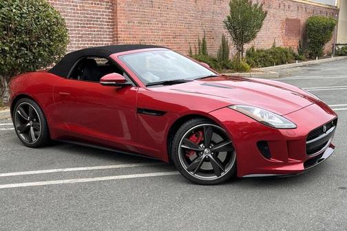 Italian Racing Red 2014 Jaguar F-TYPE V8 S