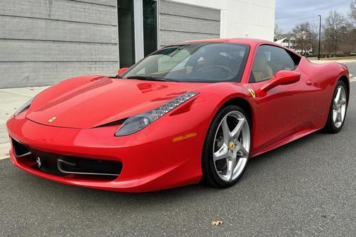 Rosso Corsa 2010 Ferrari 458 Italia Base