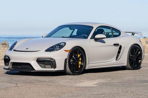 Chalk 2020 Porsche 718 Cayman GT4