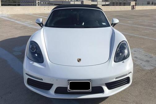 White 2017 Porsche 718 Boxster S