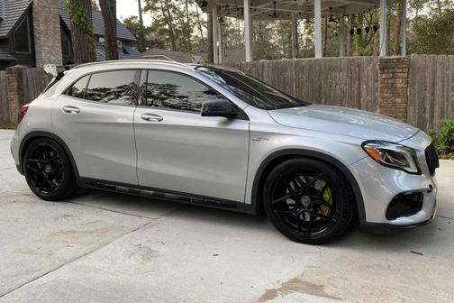 Polar Silver Metallic 2018 Mercedes-Benz AMG GLA 45 Base 4MATIC