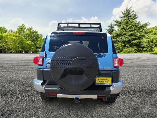 2011 Toyota FJ Cruiser Base