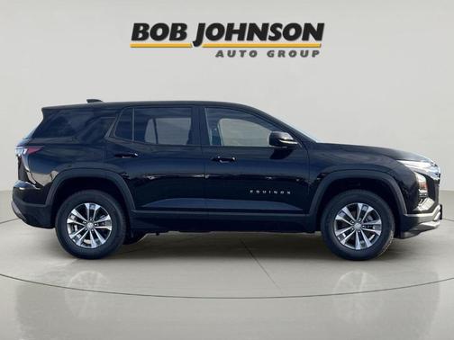Mosaic Black Metallic 2026 Chevrolet Equinox LT