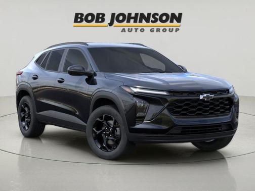Mosaic Black Metallic 2026 Chevrolet Trax LT