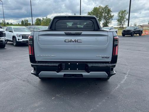 2025 GMC Sierra EV Denali