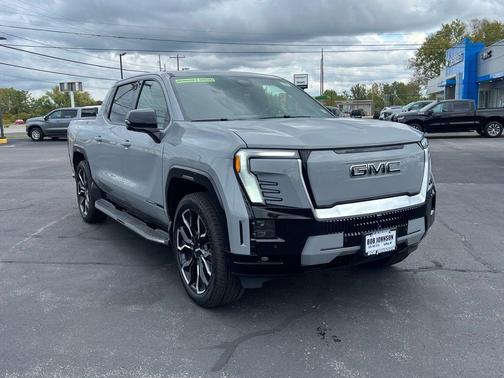 2025 GMC Sierra EV Denali