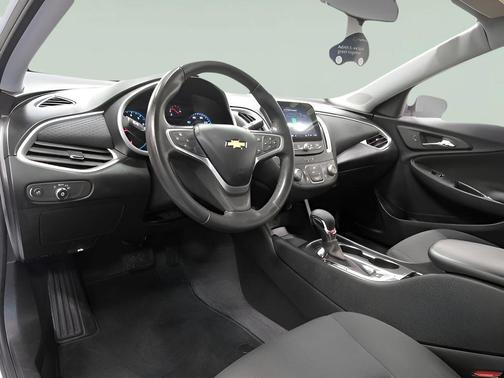 2022 Chevrolet Malibu RS