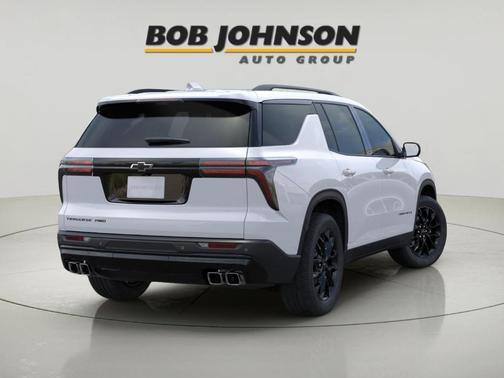 Polar White 2026 Chevrolet Traverse LT