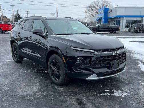 2025 Chevrolet Blazer LT
