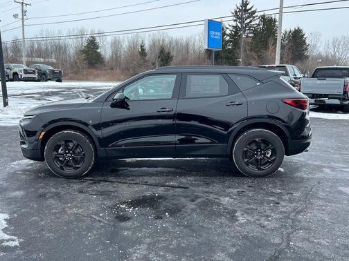2025 Chevrolet Blazer LT