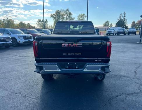 2025 GMC Sierra 2500 SLT