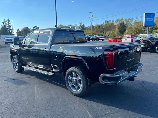 2025 GMC Sierra 2500 SLT