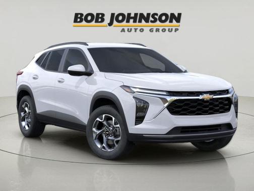 Summit White 2026 Chevrolet Trax LT