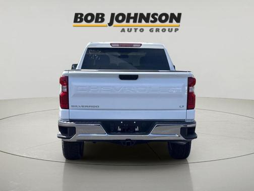 Summit White 2026 Chevrolet Silverado 1500 LT