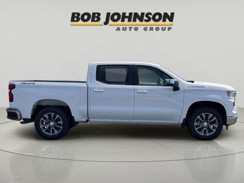 Summit White 2026 Chevrolet Silverado 1500 LT