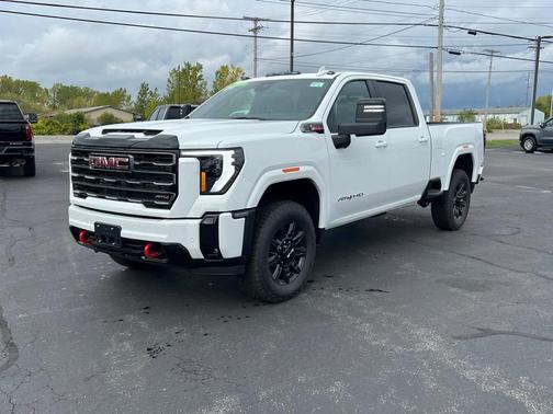 2025 GMC Sierra 2500 AT4