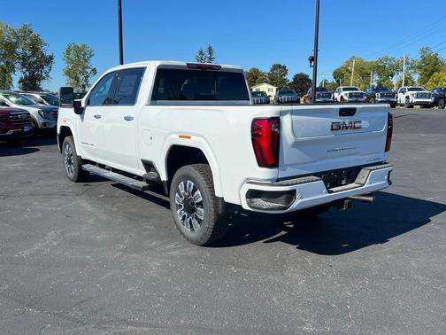 2025 GMC Sierra 2500 Denali