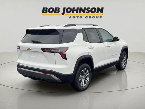 Summit White 2026 Chevrolet Equinox LT