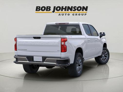 Summit White 2026 Chevrolet Silverado 1500 LT