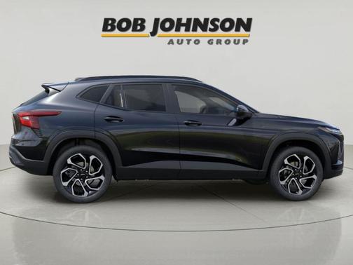 Mosaic Black Metallic 2026 Chevrolet Trax 2RS
