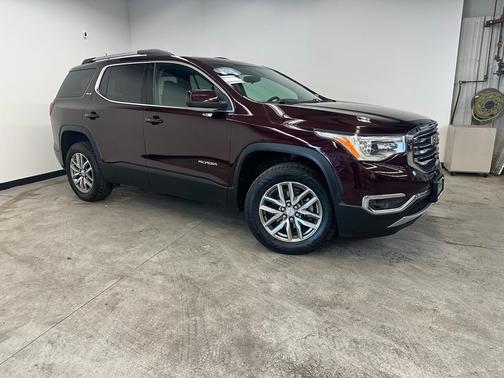 2018 GMC Acadia SLE-2