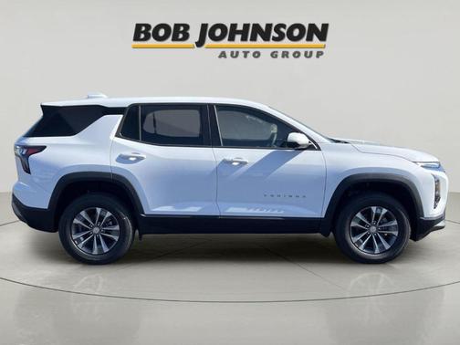 Summit White 2026 Chevrolet Equinox LT