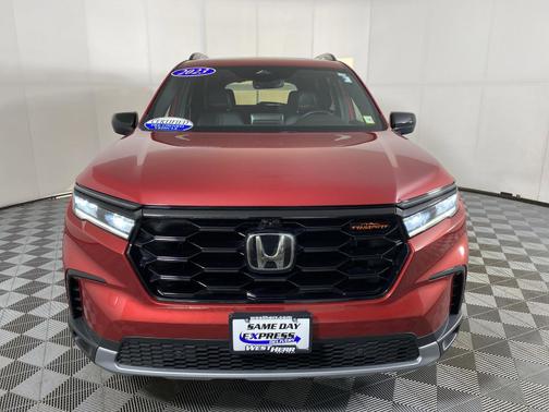 Radiant Red Metallic Ii 2023 Honda Pilot