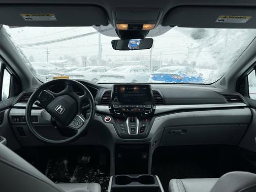 2023 Honda Odyssey 