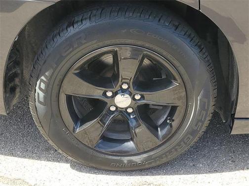 2013 Dodge Charger SE