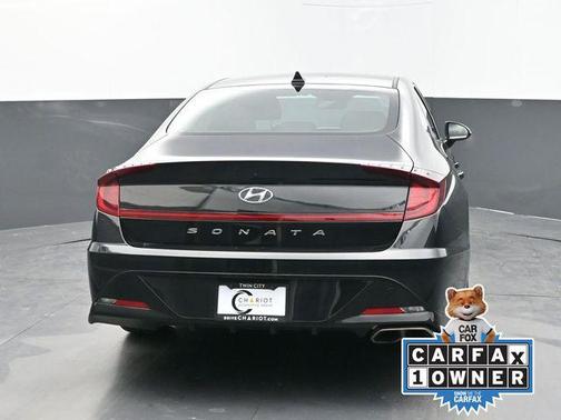 2022 Hyundai SONATA SEL