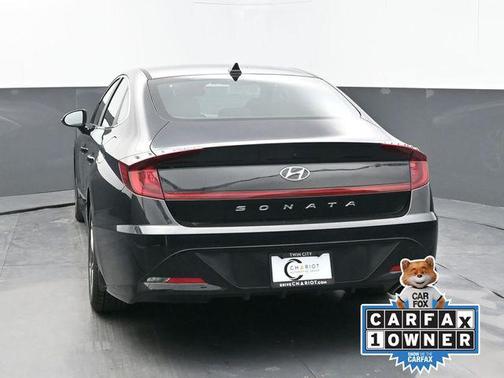 2022 Hyundai SONATA SEL