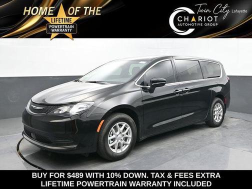 2025 Chrysler Voyager LX