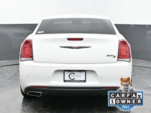 2021 Chrysler 300 S